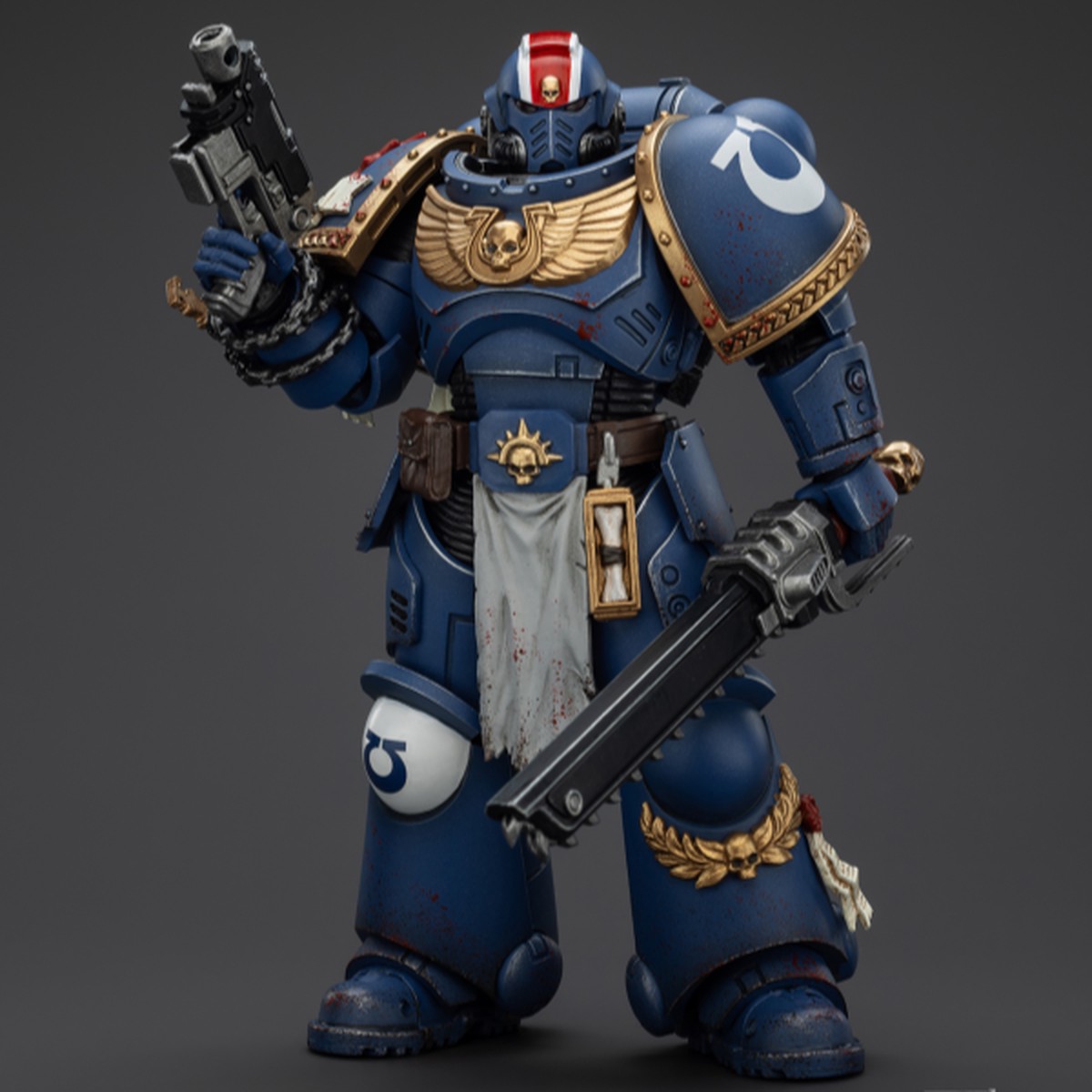 WARHAMMER Ultramarines Lieutenant Titus Collectors Edition